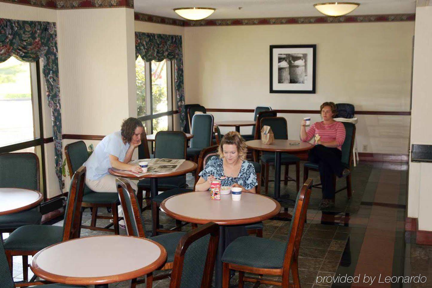 Hampton Inn Wooster Exterior foto